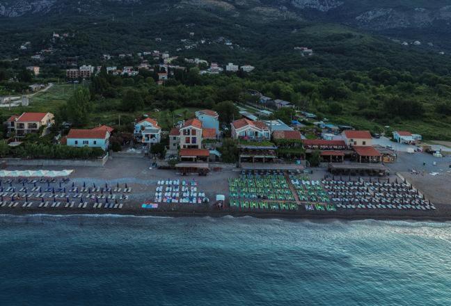 Apartments Galija Petrovac na moru Exterior foto